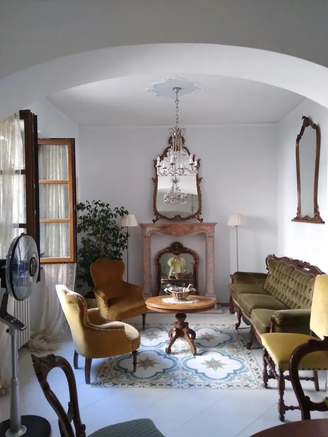 Apartment Ferienwohnung Originari Del Garda Garda