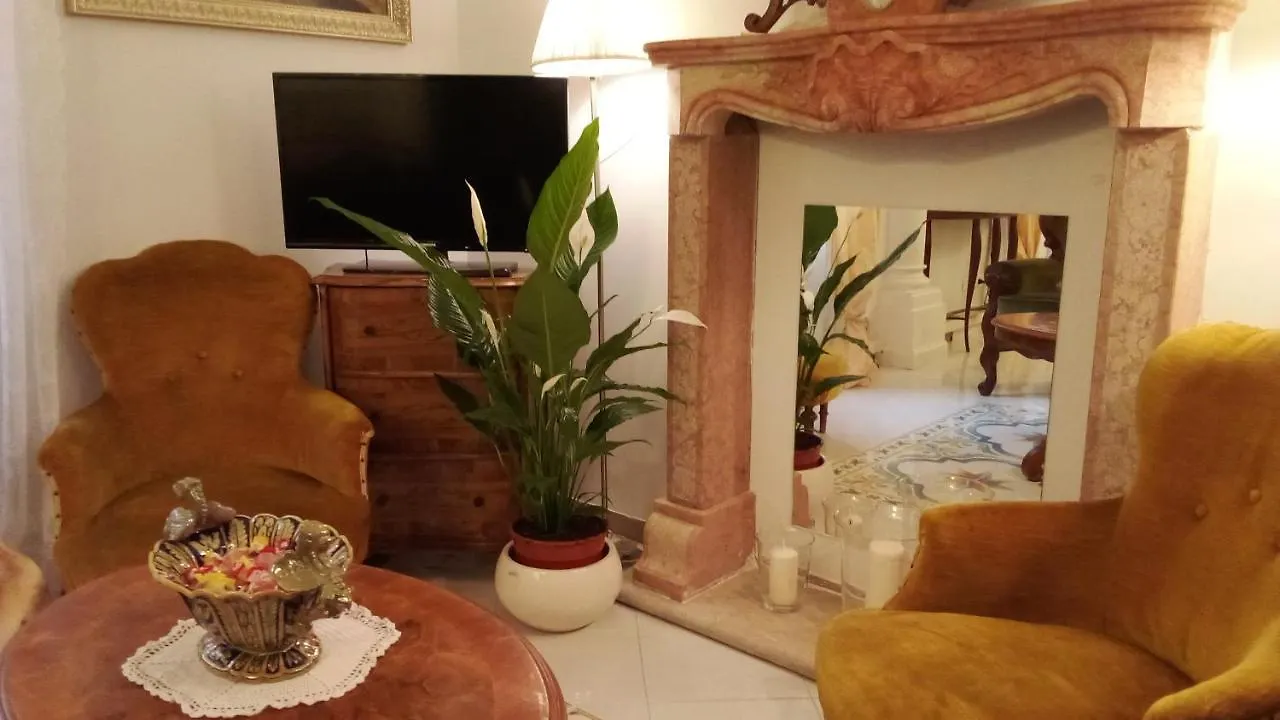 Originari Del Garda Apartment Garda  0*, Garda (Verona) Italy